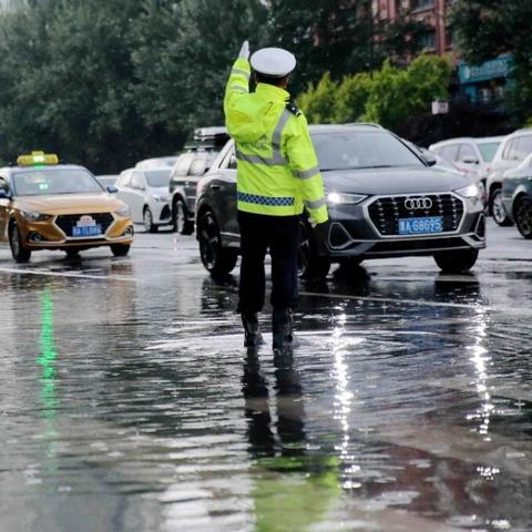 哈尔滨一周天气预报，冰城气温起伏大，市民需注意防寒保暖